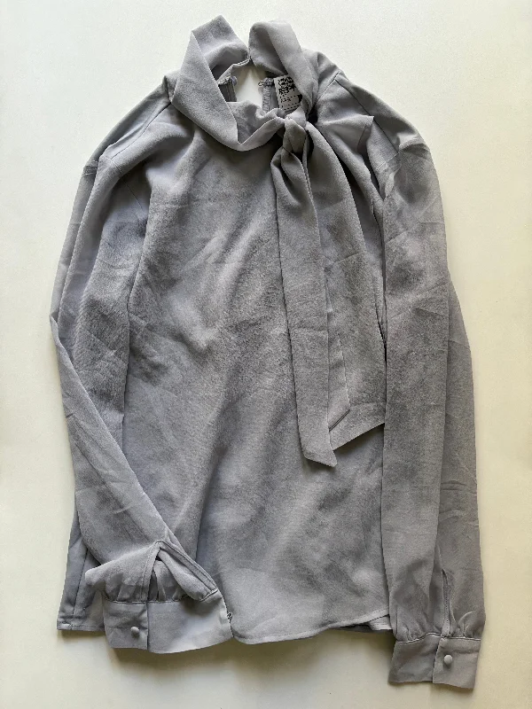 Blouse Long Sleeve By Ann Taylor In Grey, Size: Xs