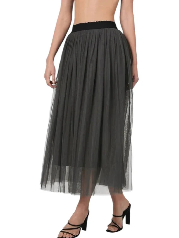 Stormy Night Skirt In Black