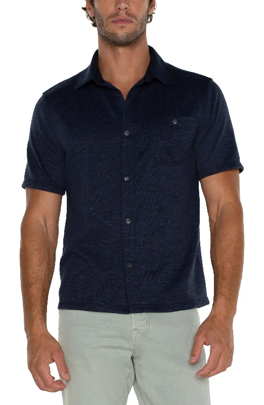 BUTTON UP SHORT SLEEVE SHIRT