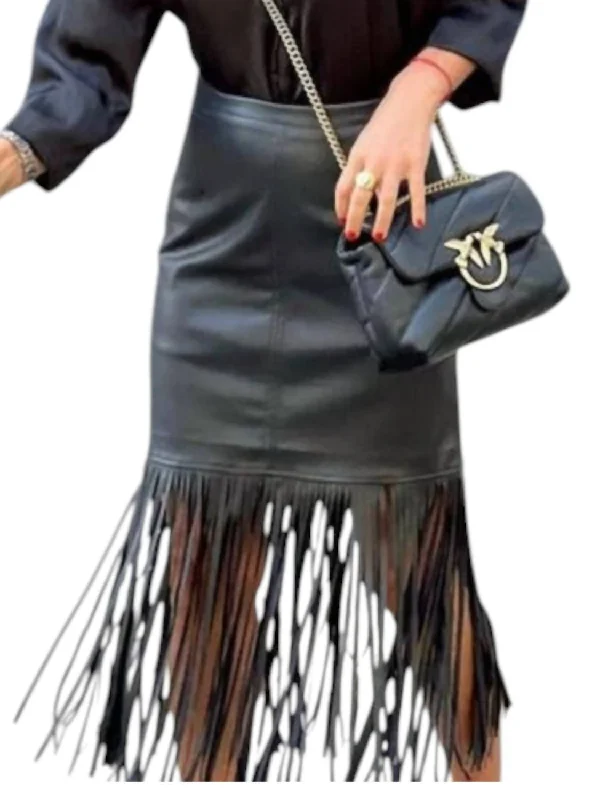 Tombstone Fringe Skirt In Black